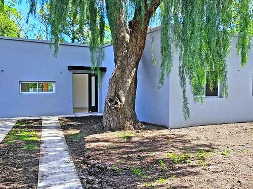 Casa A Estrenar En Barrio Abierto, Loma Verde