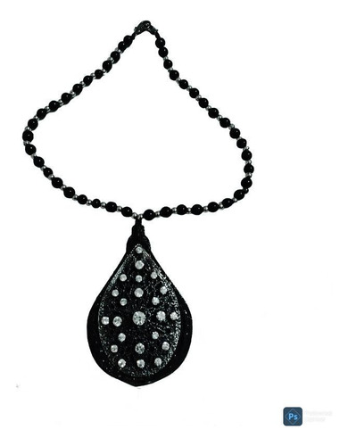 Collar Negro Corto Con Medallon Con Strass Forma De Gota