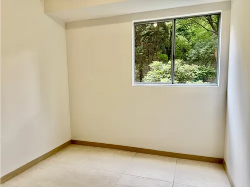 Venta De Apartamento En Itagui Con Vista A La Reserva