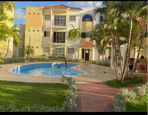 Apartamento En Pueblo Bavaro En 65mil Dólares 