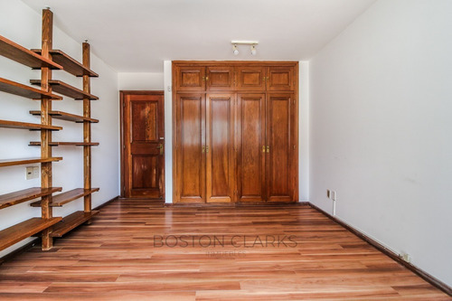 Imagen 15 de 30 de Apartamento En Alquiler Rambla De Punta Carretas: 4 Dormitorios + Serv Y 2gge