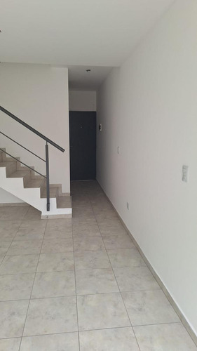 Oportunidad Departamento Tipo Duplex - Moreno Zona Residencial