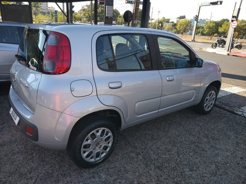 Imagem 3 de 12 de Fiat - Uno 1.0 Evo Vivace 8v Flex 4p Manual