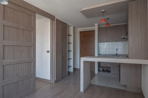 Imagen 13 de 30 de Departamento Con Excelente Conectividad En Santiago Centro