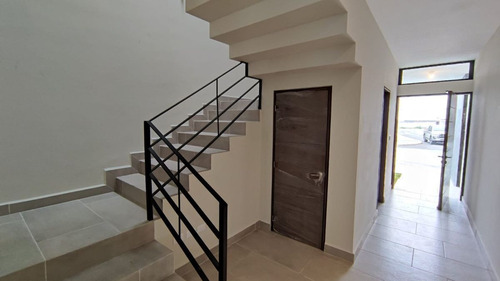 Imagen 4 de 23 de Casa De 3 Habs Cada Una Con Baño, Los Encinos
