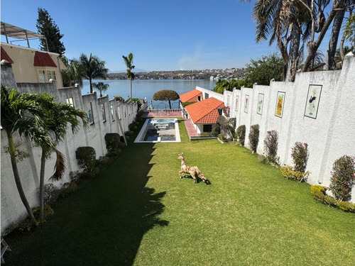 Casa En Renta A Orilla Del Lago Teques Mc.