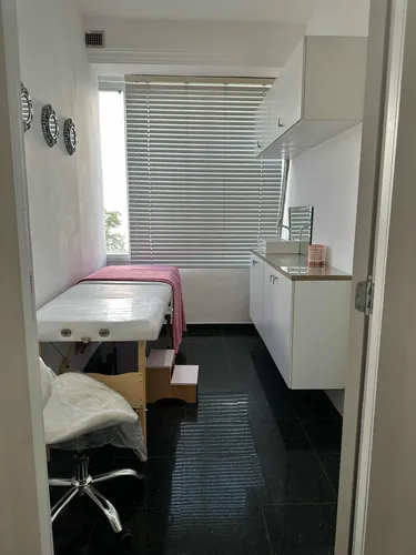 Locação Imóvel Pronto ( Clinica / Consultórios)