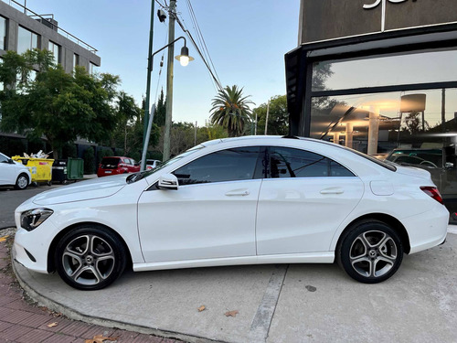 Imagen 5 de 9 de Mercedes-benz Clase Cla 200 Urban (156cv) At