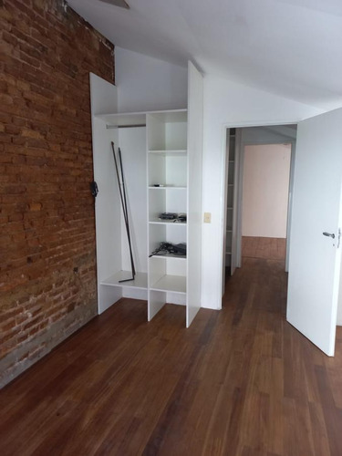 Imagen 21 de 23 de Ph 3 Ambientes Tipo Loft Apto Profesional, 2 Dormitorios, Toilette Y Baño, Pequeña Terraza Escalonada, Patio.