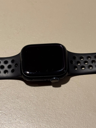 Reloj Apple Watch Series 8 Nike - 41mm - Gps - Smartwatch Negro Nike Negro Nike Negro (Usado)