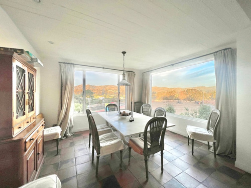 Oportunidad Gran Casa A Pasos De La Playa En Venta, Cachagua