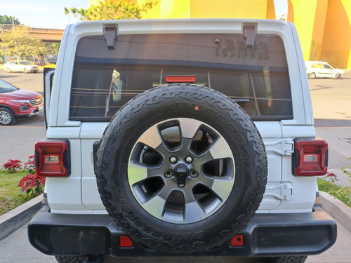 Jeep Wrangler 3.7 Unlimited Sahara 3.6 4x4 At