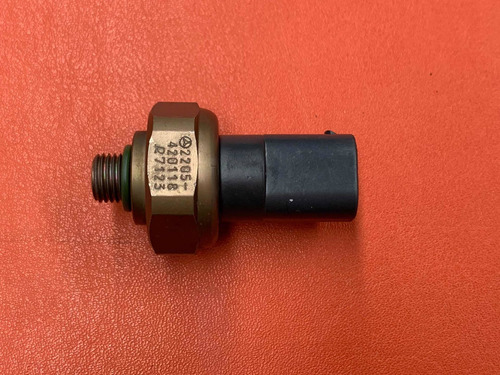 Sensor Presión Aire A/a Mercedes B200 #2205-420118 (Usado)
