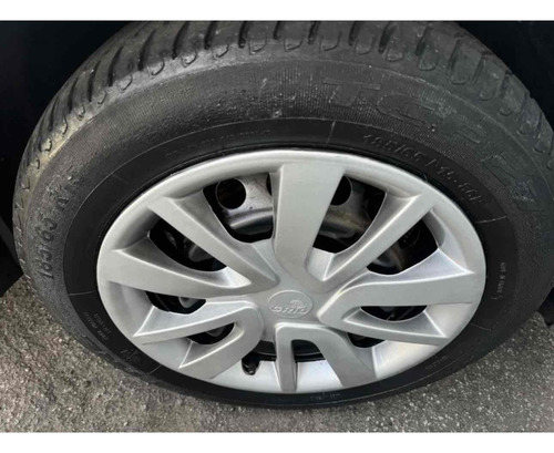 Renault Sandero 1.0 AUTHENTIQUE 16V FLEX 4P MANUAL