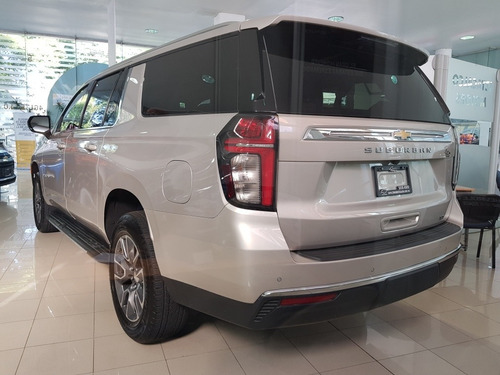 Chevrolet Suburban 2021 5.4 Lt Piel Blanca At
