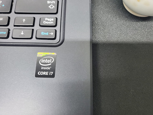 Ligera Laptop Dell I7 5ta 240gb Ssd 16gb Ram Cámara (Reacondicionado)