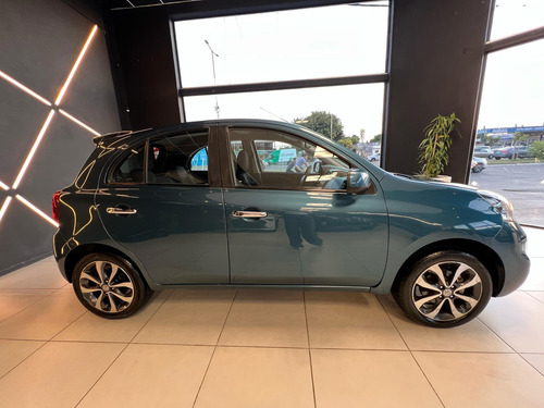Nissan March 1.6 Advance Pure Drive