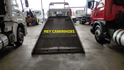 Imagem 7 de 14 de Mb 710 Guincho Plataforma