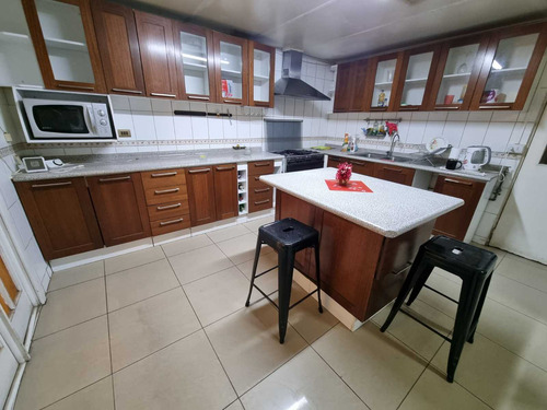 Arriendo Casa 7 Habitaciones (106206)