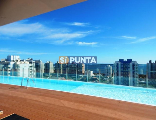 Imagen 23 de 28 de Torre De Categoría Con Piscina En Piso 16