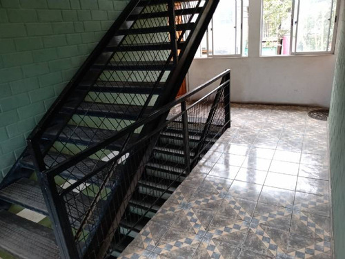 Departamento Remodelado En Cerrillos