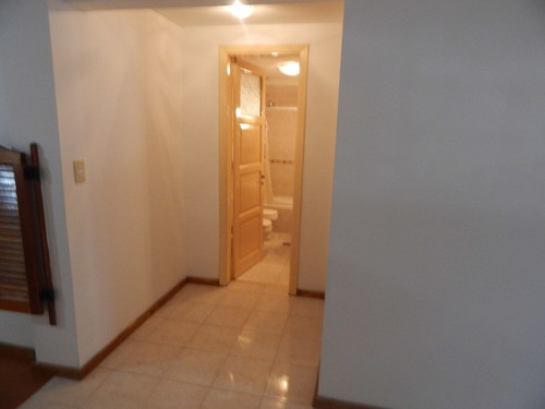 Imagen 3 de 12 de Casa Ph En Venta En Avellaneda Este