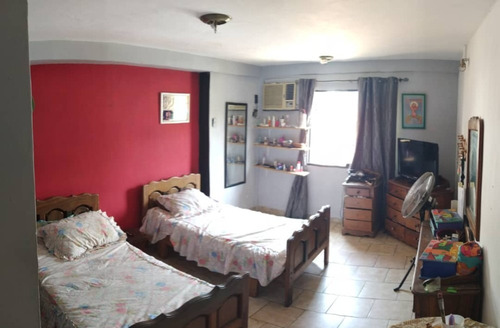 Imagen 8 de 14 de Casa Urbanización La Esmeralda 2 Niveles