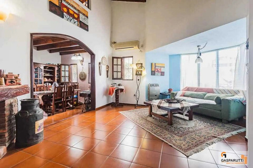Casa 5 Ambientes, Una Planta Con Pileta En Aranjuez!