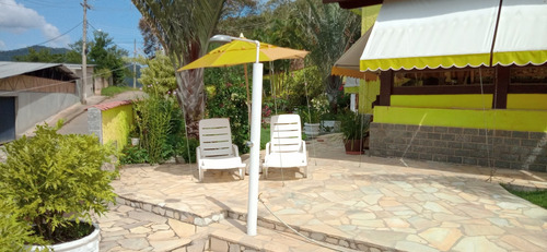 Imagem 3 de 14 de Excelente Casa No Centro Da Cidade, Com Piscina, Salão