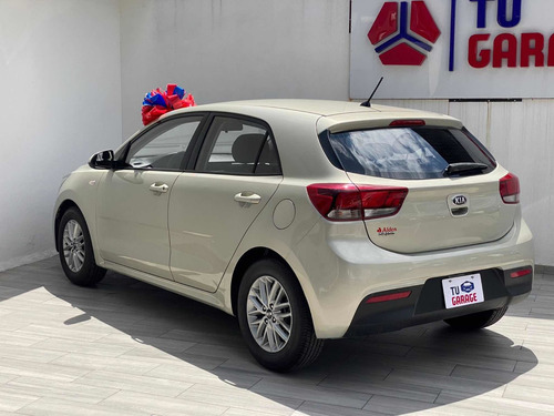 Imagen 4 de 11 de Kia Rio 2018 1.6 Lx Hchback At