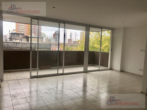 Imagen 1 de 7 de Departamento C/cochera 9 E/44 Y 45 - La Plata, Microcentro