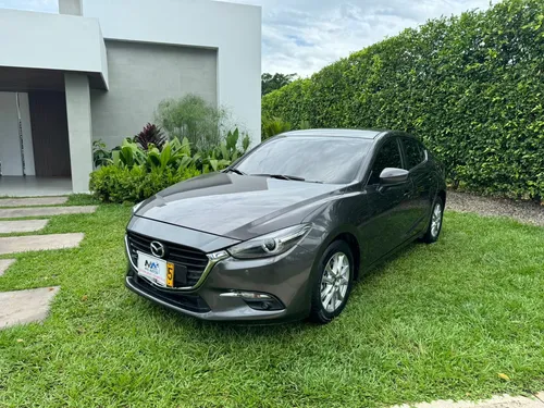 Mazda 3 2.0 Touring At