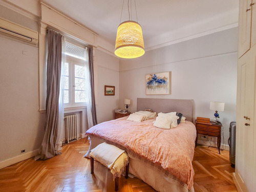 Imagen 12 de 27 de Departamento En Venta De 6 Ambientes , Muy Luminoso Y Tranquilo, Totalmente Reciclado! En Edificio Histórico Patrimonio De La Cuidad. Recoleta