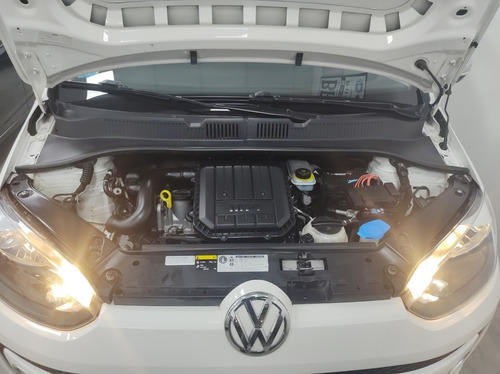 Imagen 8 de 9 de Volkswagen Up! 2014 1.0 White Up 75cv