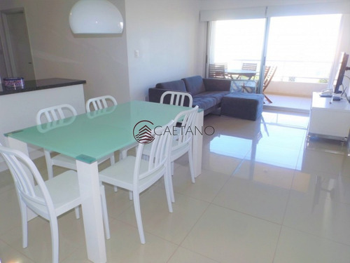 Apartamento De Dos Dormitorios Con Vista!- Ref: 2239