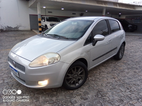 Fiat Punto 2011 1.6 16v Essence Flex Dualogic 5p