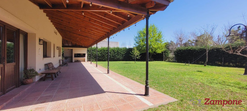Venta De Casa 3 Ambientes Con Hangar En El Aero Country Club General Rodriguez