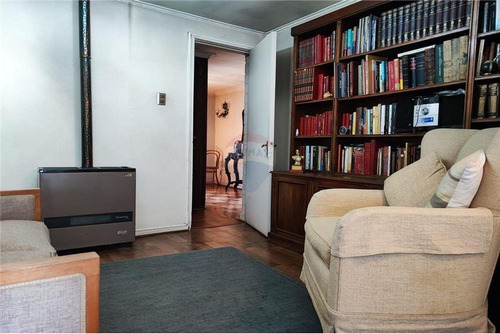Imagen 11 de 18 de Se Vende Casa En Las Condes 3d + 3b + 4 Est.