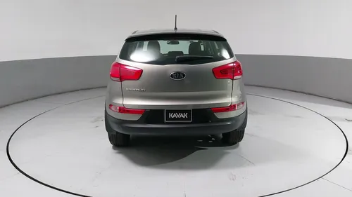 Kia Sportage 2.0 Lx At