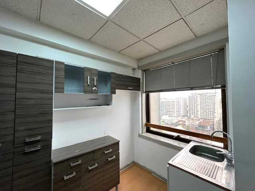 Oficina De 5 Privados, En Centro De Temuco (74299)