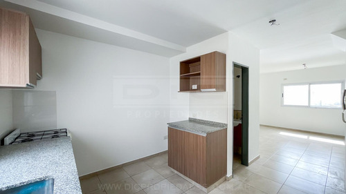 Triplex 2 Dormitorios Venta - Olivos-maipu/uzal
