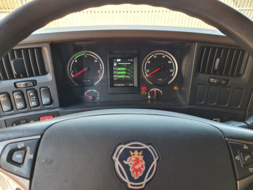 Imagem 5 de 14 de Scânia R440 6x2 16/16 Highline