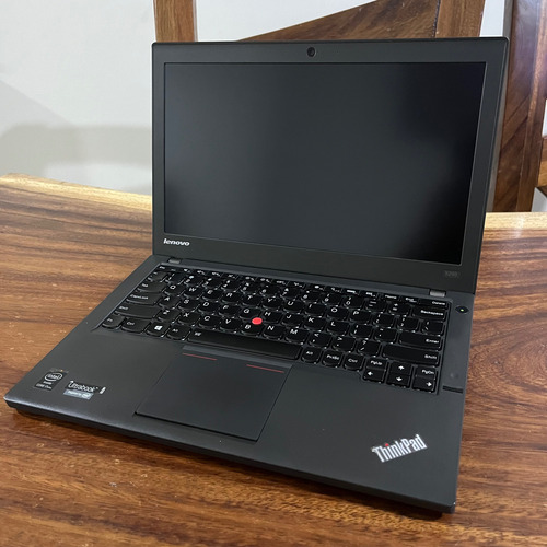 Lenovo Thinkpad X240 Core I7 4ta 256 Ssd 8 Reparar O Partes Negro (Usado)