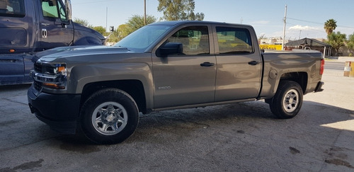 Imagen 1 de 7 de Chevrolet Silverado 2017 5.4 2500 Doble Cabina Ls 4x2 At