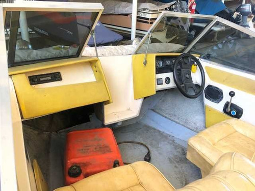 Bermuda Caribean Motor Falcon Pata Volvo 270 Buen Estado