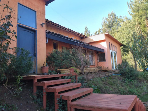 Parcela De 11,25 Hás Con Casa En Rabones, Colbun Vii -región