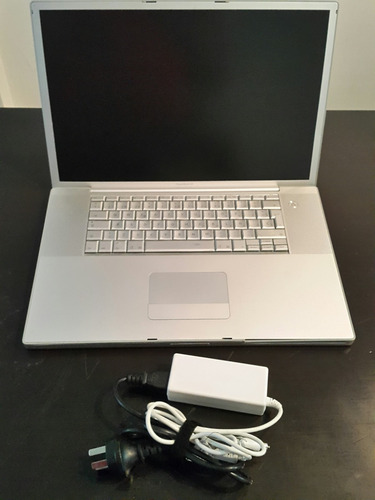 Apple Powerbook G4 17