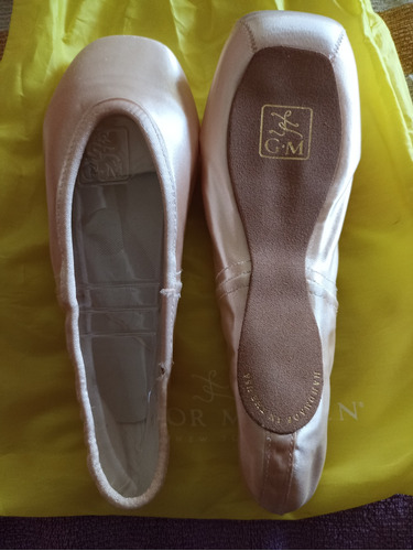 Zapatillas De Ballet Gaynor. Nuevas. 10m5 Amarillas. Usa.