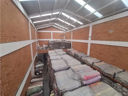 Bodega En Venta, Barrios Unidos, Sobre Vía Principal
