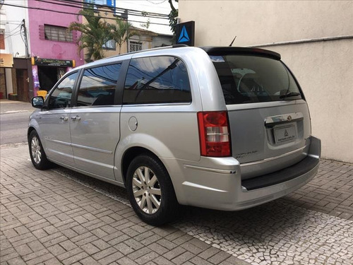 Imagem 4 de 14 de Chrysler Town & Country 3.8 Limited V6 12v